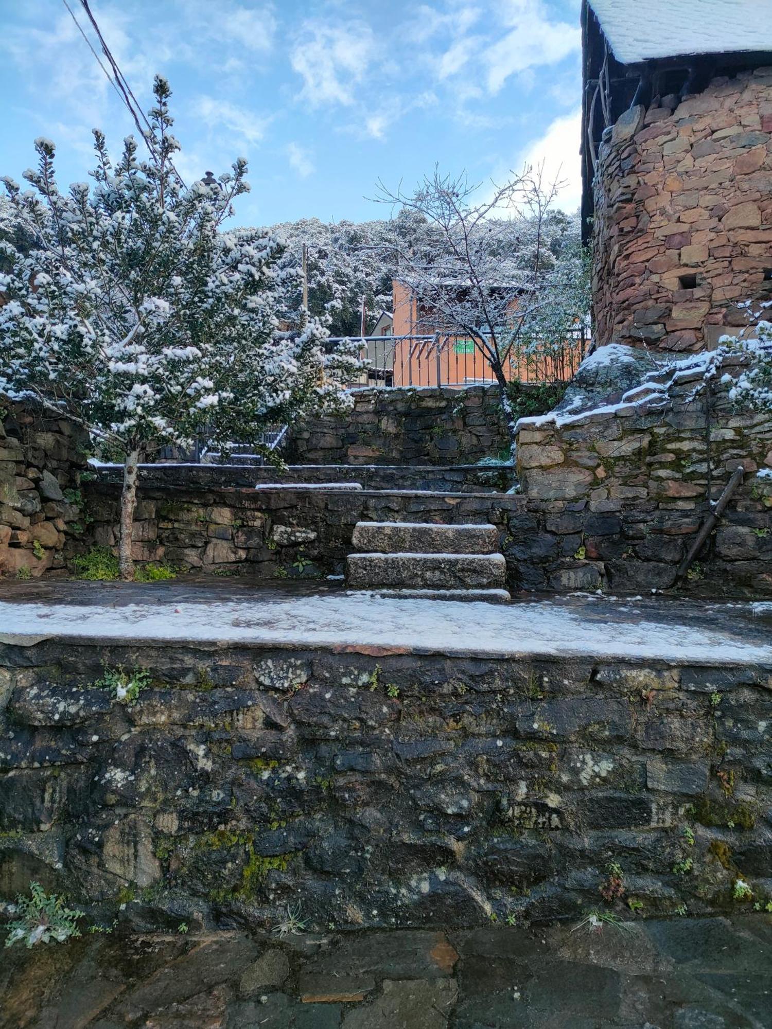 Casa De Turismo Rural Sardom3 Bembibre  Εξωτερικό φωτογραφία
