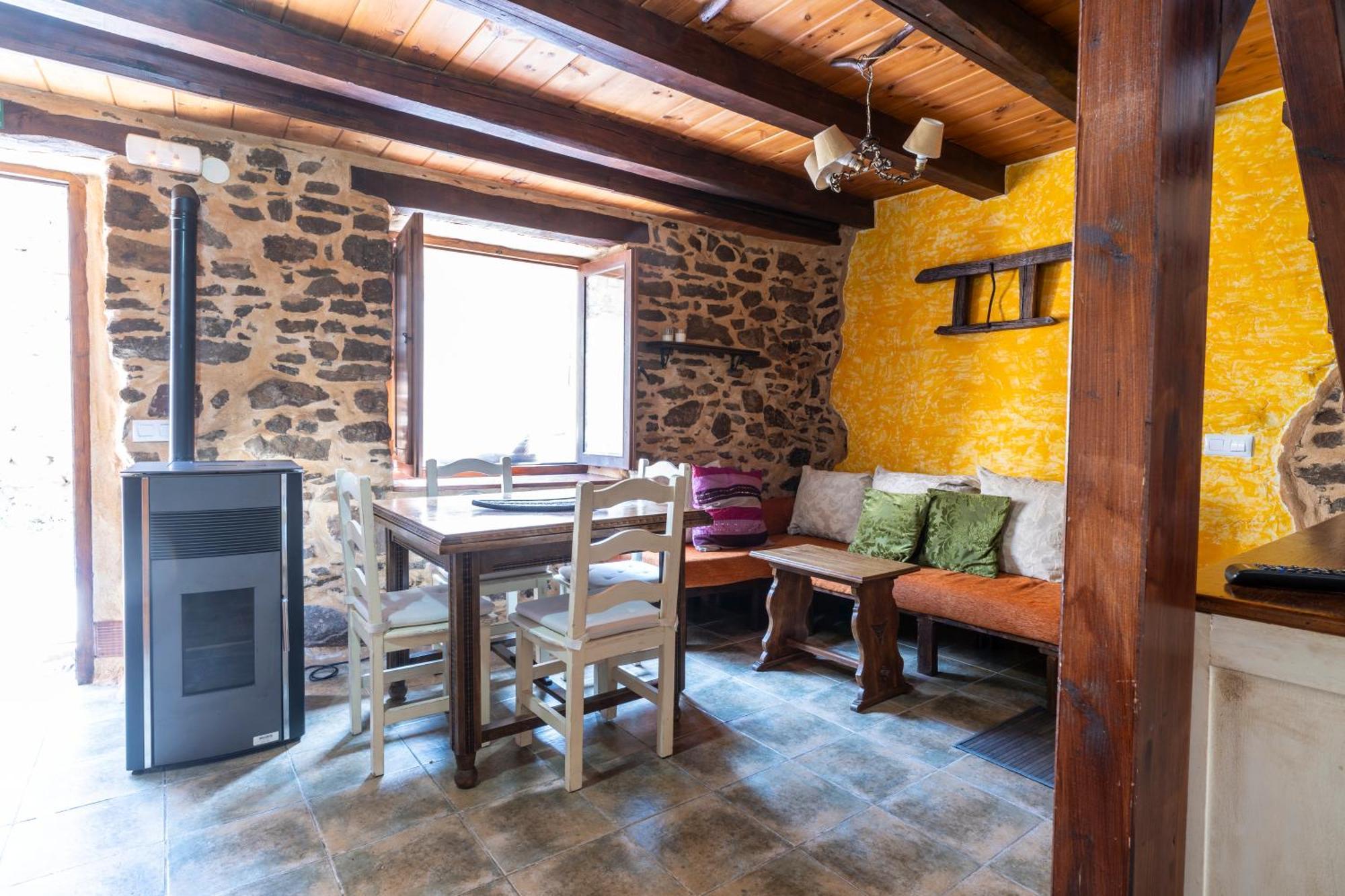Casa De Turismo Rural Sardom3 Bembibre  Εξωτερικό φωτογραφία