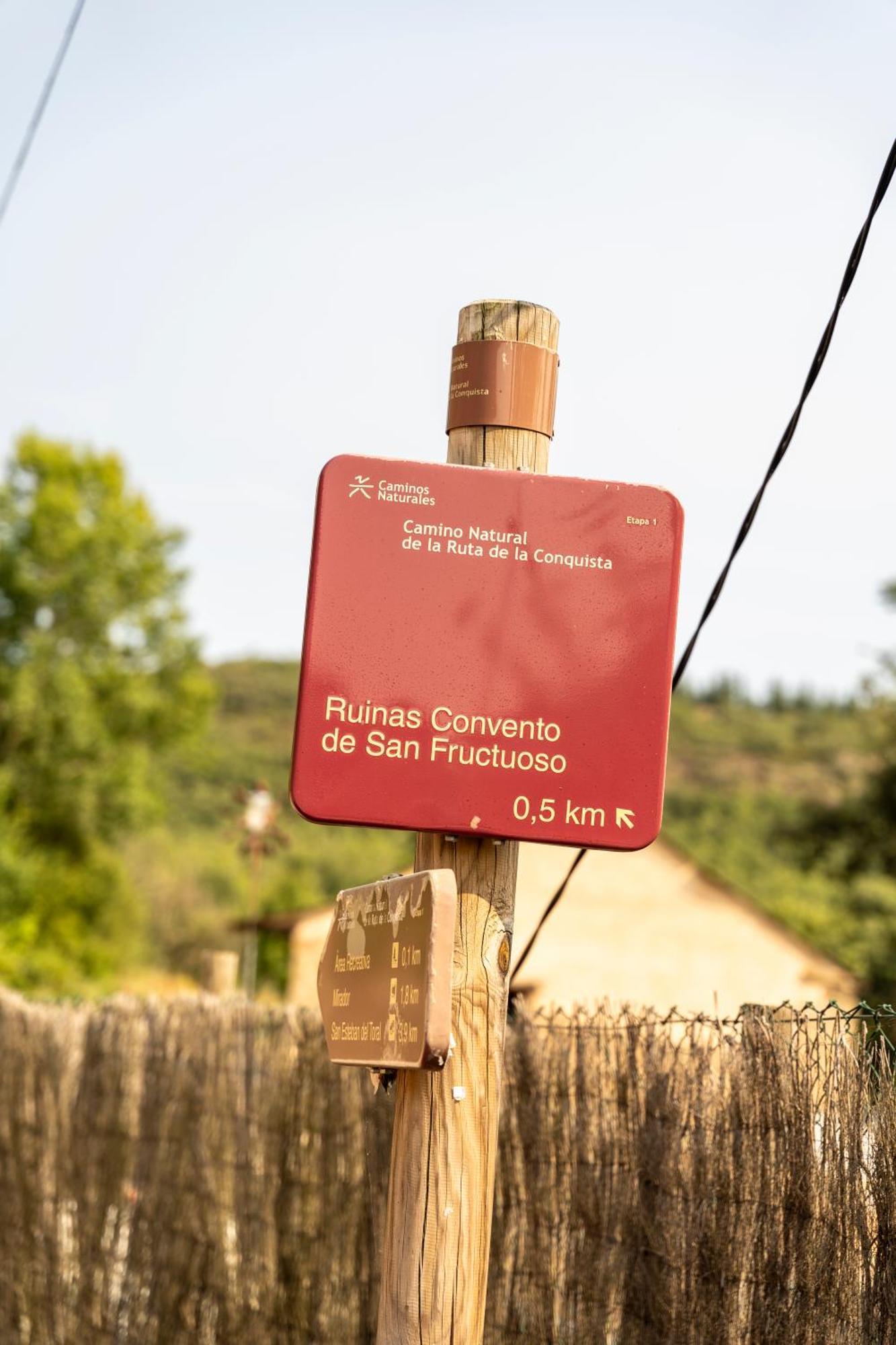 Casa De Turismo Rural Sardom3 Bembibre  Εξωτερικό φωτογραφία